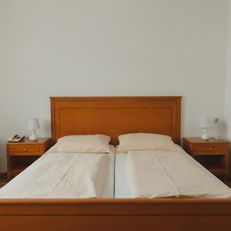 Sommerhotel Karwendel Innsbruck Bagian luar foto