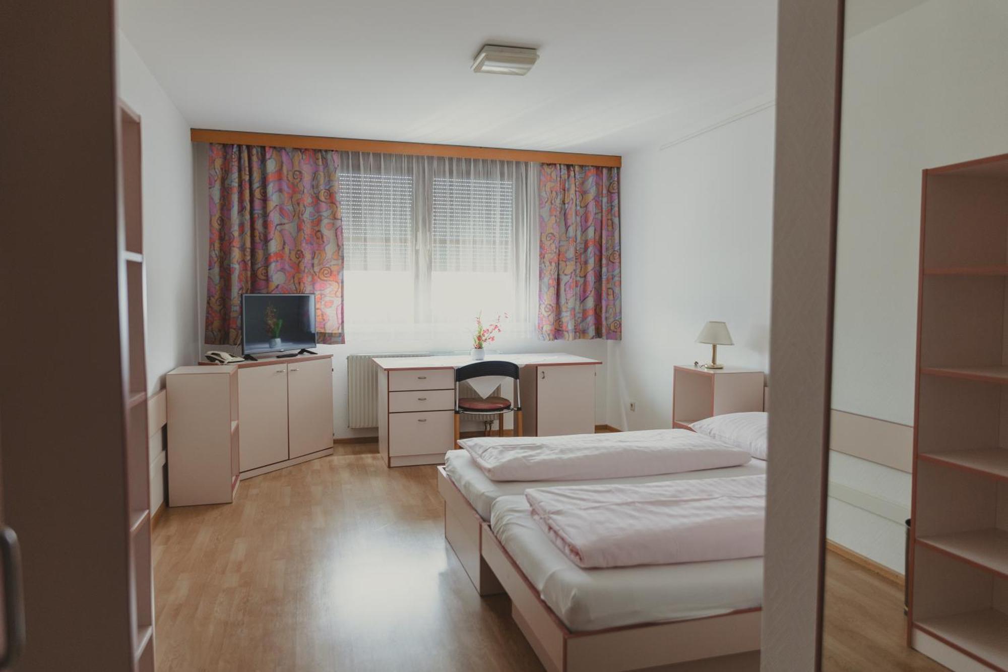 Sommerhotel Karwendel Innsbruck Bagian luar foto