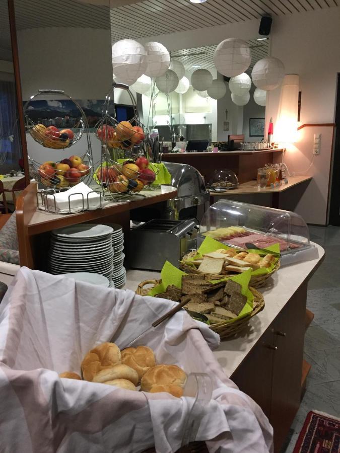 Sommerhotel Karwendel Innsbruck Bagian luar foto
